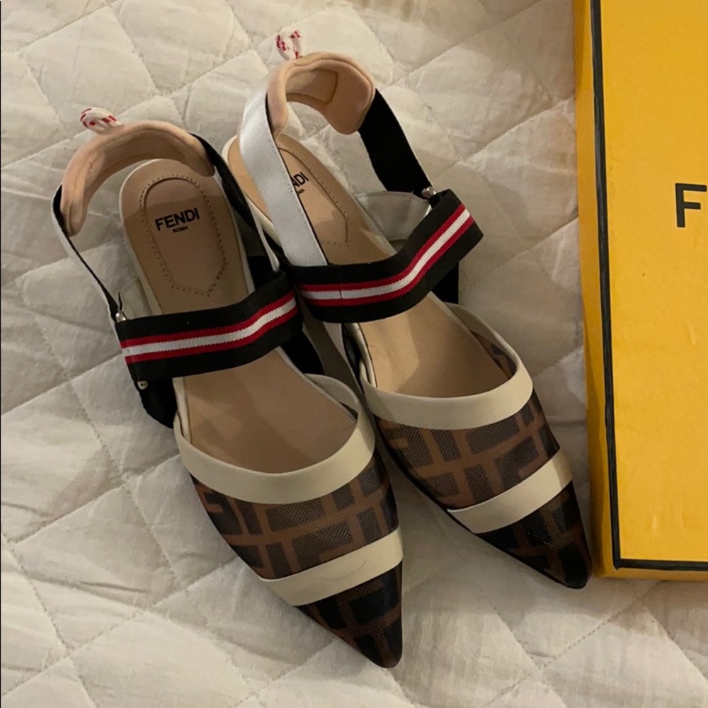 Fendi Monogram size 38 logo slides New